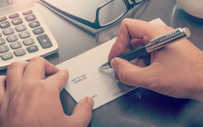 What Faculty-Pay Survey Reveals About Academic Jobs